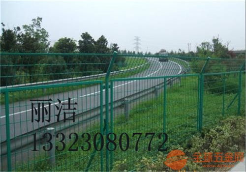 金屬絲桃形立柱護欄網 優質廠家的產品特點詳解